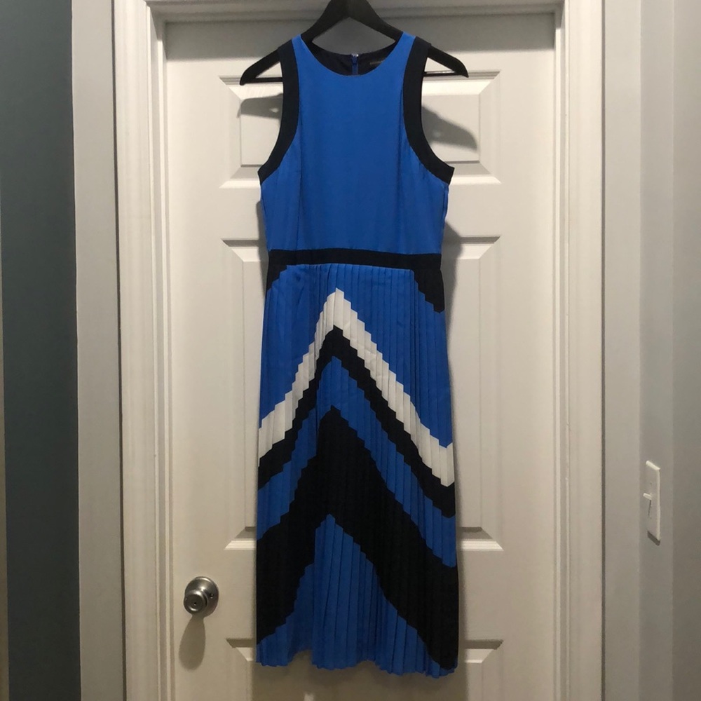 Blue Banana Republic pleated dress